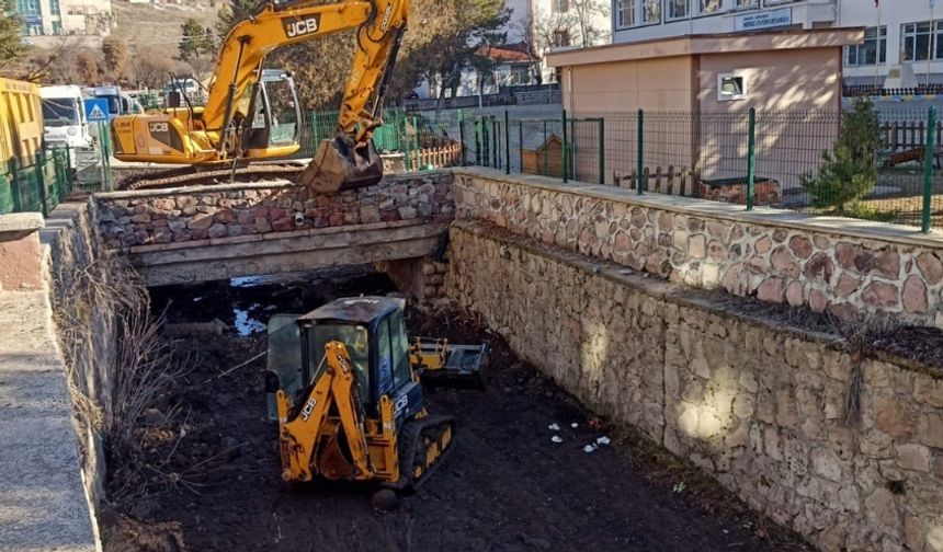 Çamlıdere’de Dere Yatakları Islah Ediliyor, Sel Taşkınları Önleniyor!