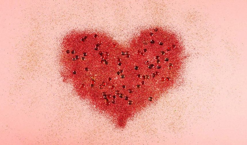 Love Bombing Nedir?