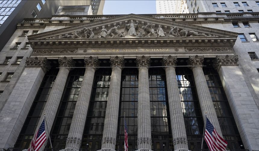 Trump’ın Powell’a Yönelik Sert Eleştirileri Wall Street’i Sarstı