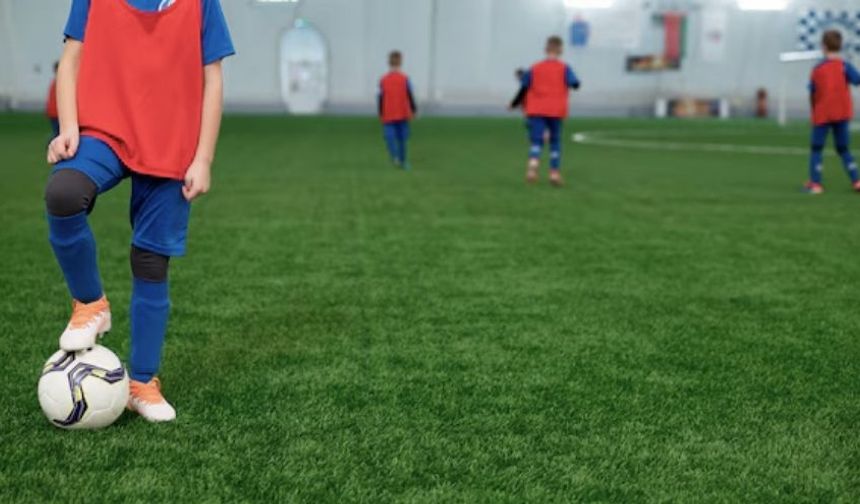 Çamlıdere'de Yaz Futbolu Başlıyor: Minikler Sahaya İniyor!