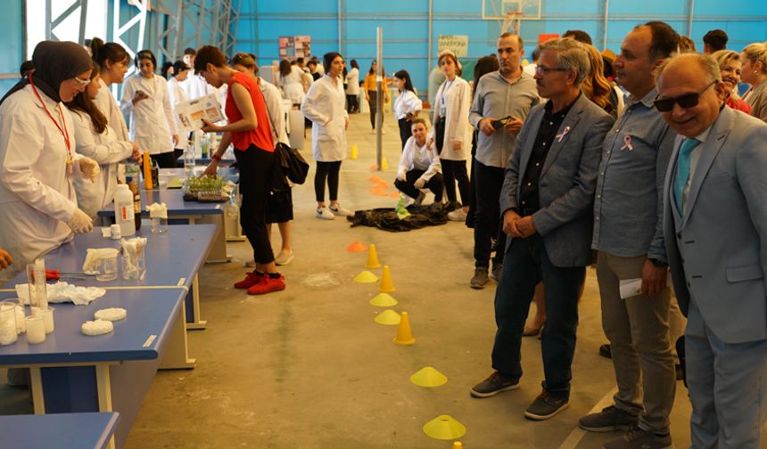 Polatlı'da 4006 Bilim Fuarı: 19 Proje Göz Doldurdu