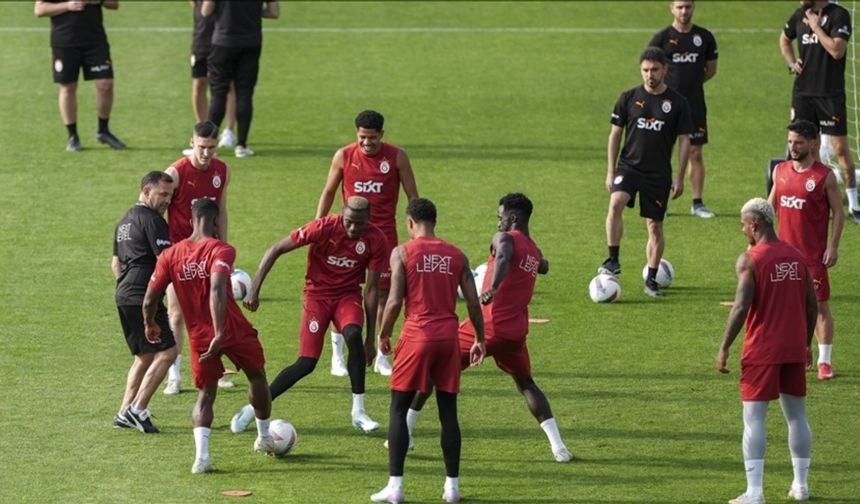 Dursun Özbek: Şampiyonlar Ligi için Güçlü Bir Takım Kuracağız