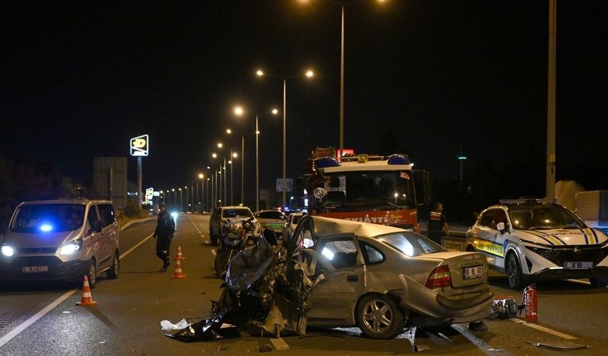 Ankara'da Ters Yöne Giren Otomobil Ölüm Getirdi: İki Sürücü Hayatını Kaybetti