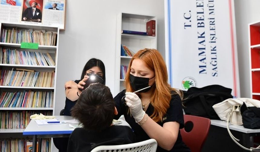 Mamak Belediyesi’nden Çocuklara Ücretsiz Diş Taraması