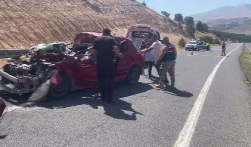 Kars Sarıkamış’ta Tır ile Otomobil Çarpıştı: 1 Yaralı