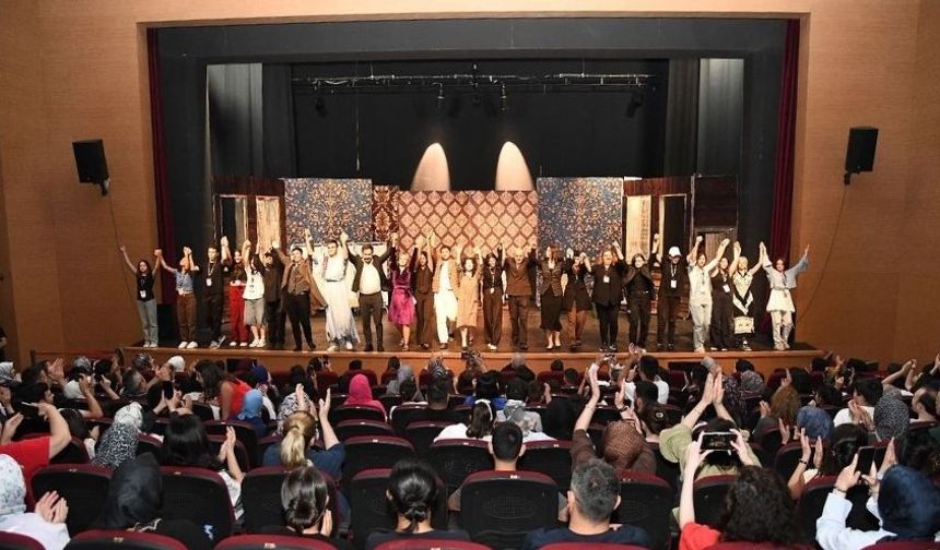 Pursaklar’da 2. Tiyatro Günleri Devam Ediyor