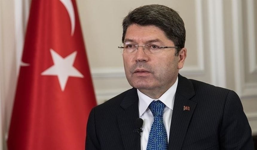 Yılmaz Tunç Duyurdu: Trafikte Yol Kesene Hapis Cezası Geliyor!