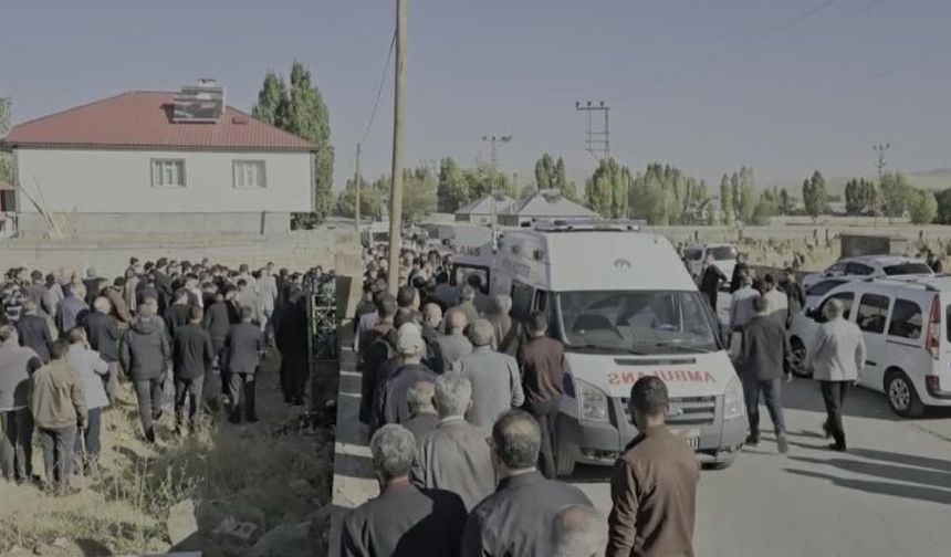Ankara’da İnşaattaki Yük Asansöründen Düşüp Ölen İşçi Toprağa Verildi