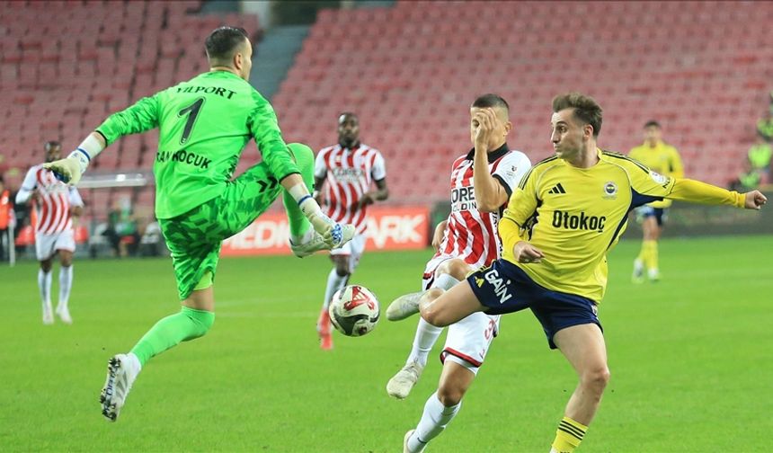 Samsunspor ve Fenerbahçe Sahadan Golsüz Ayrıldı