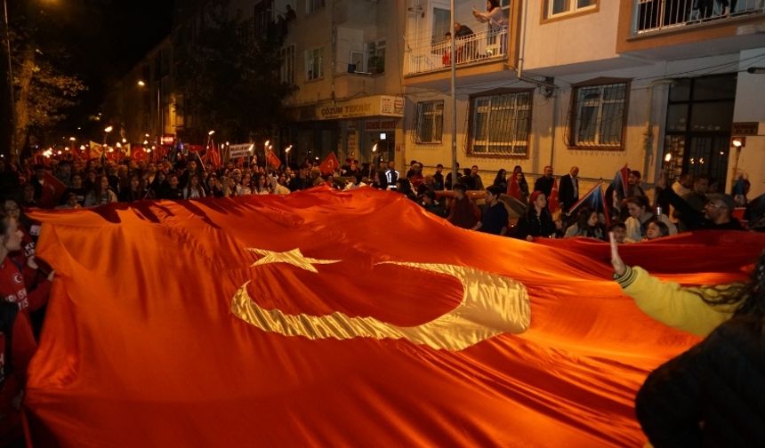 Polatlı’da 'Cumhuriyete Saygı Yürüyüşü' Coşkuyla Gerçekleşti