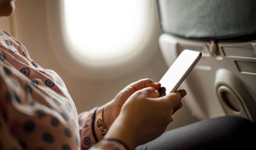 Uçakta Telefon Serbest mi Oluyor? AB'nin Ezber Bozan 5G Kararı