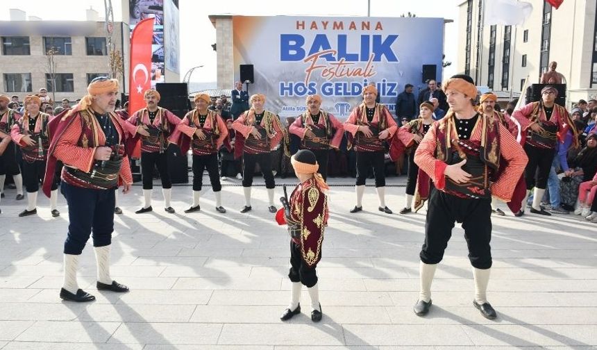 Ankara Haymana’da Balık Festivali: Tonlarca Hamsi Dağıtıldı!