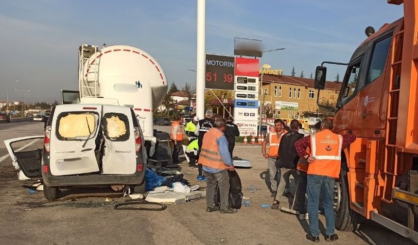 Ankara'da Kaza Ailenin Sonu Oldu: 1'i Bebek 3 Ölü