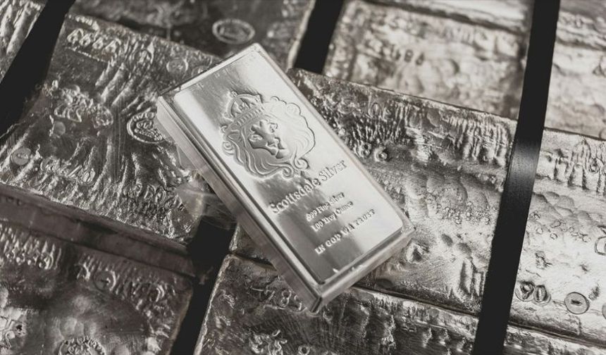 Gümüşte Rekor Haftası: Ons Fiyatı 64,6 Dolara Yükseldi