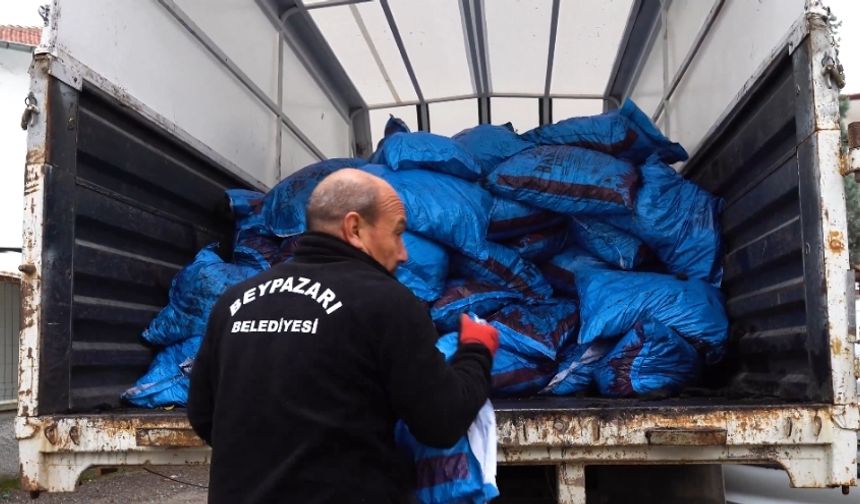 Beypazarı Belediyesi’nden İhtiyaç Sahiplerine Kömür Desteği