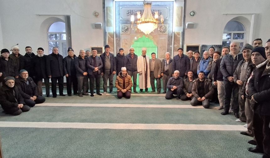 Beypazarı’nda Vatandaşlar Sabah Namazında Buluşuyor