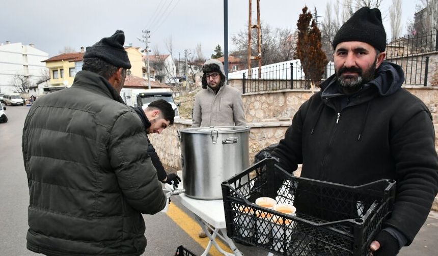 Haymana'da Pazar Esnafına Sıcak Çorba İkramı