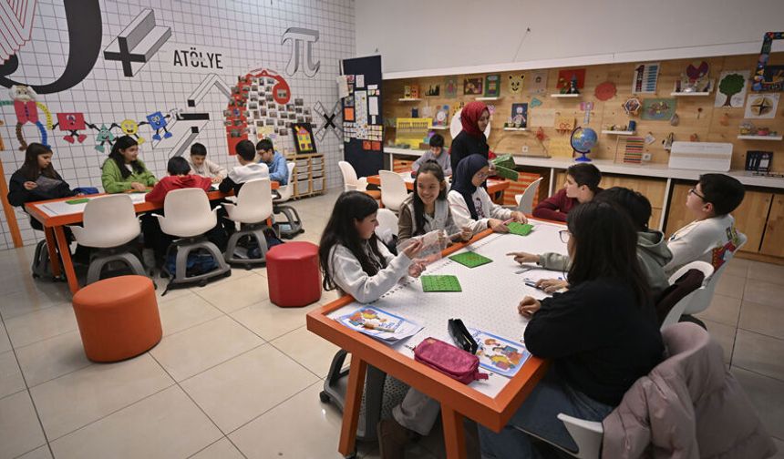 Başkentli Gençlerin Bilim Yolculuğu, TÜBİTAK Kış Akademisi Başladı