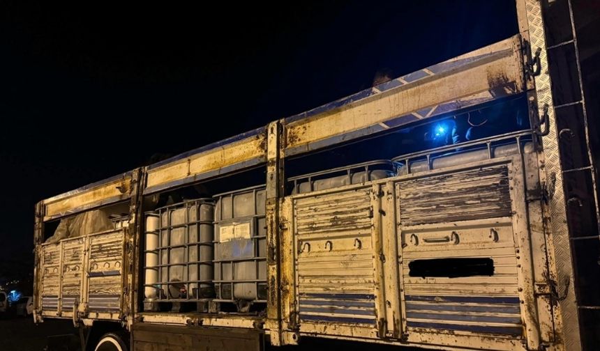 Şereflikoçhisar'da Su Tanklarından 4,5 Milyon Liralık Makaron Çıktı