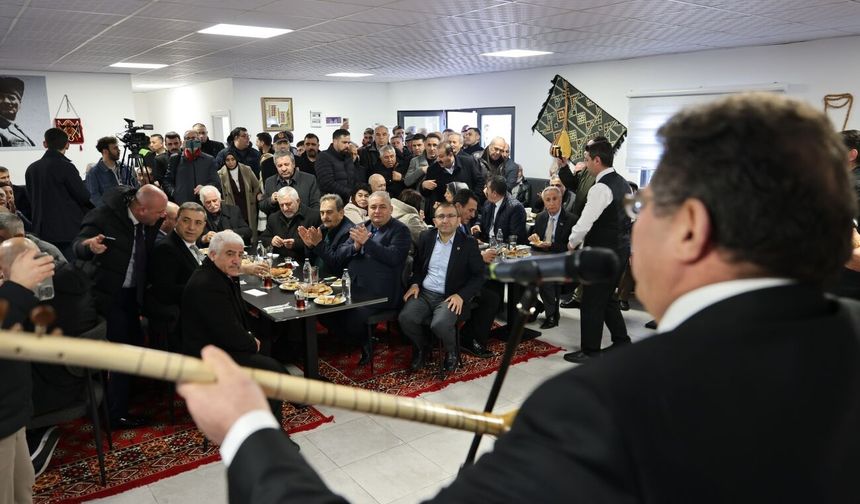 Keçiören'de Âşıklar Kıraathanesi Açıldı