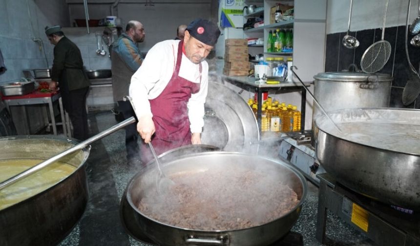 Çubuk'ta Dayanışma Kazanı Kaynıyor: İhtiyaç Sahibi Kalmayacak