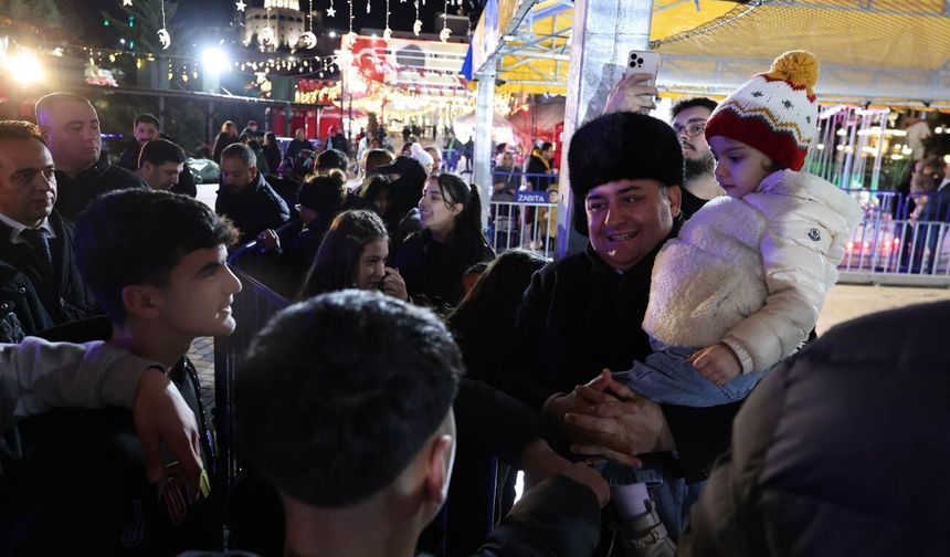 Başkan Özarslan Ramazan Sokağı’nda Vatandaşlarla Buluştu