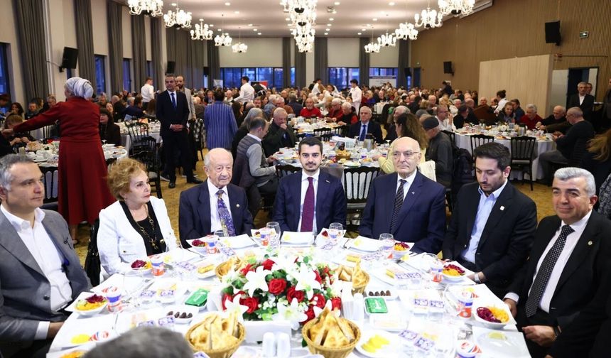 Hüseyin Can Güner Karadenizli Hemşehrilerle İftarda Buluştu