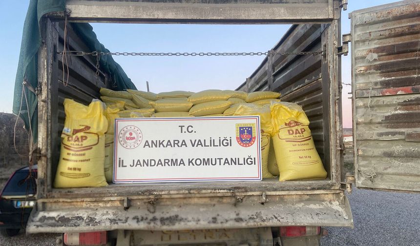 Şereflikoçhisar’da Operasyon, 5 Milyon TL’lik Sahte Gübre Tırda Yakalandı