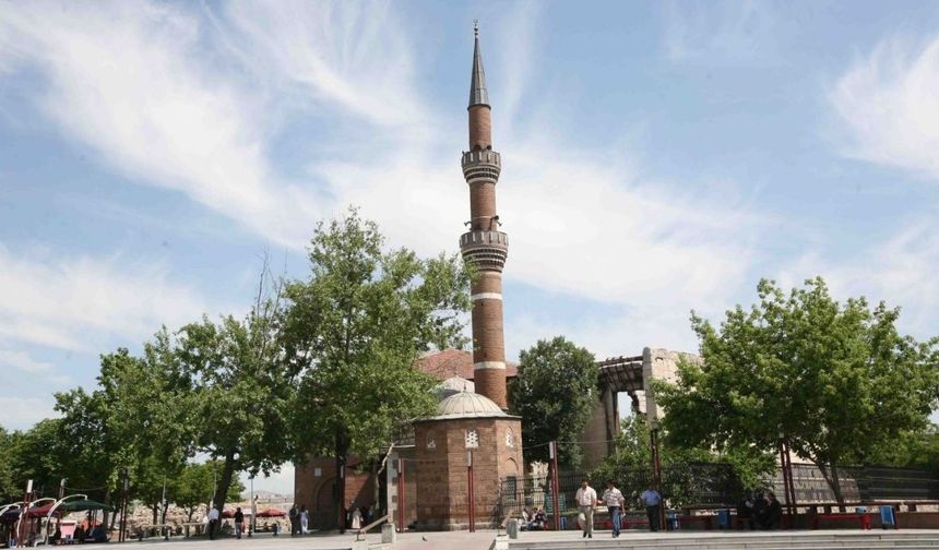 Ankara’nın Manevi Mirası Hacı Bayram-ı Veli Türbesi