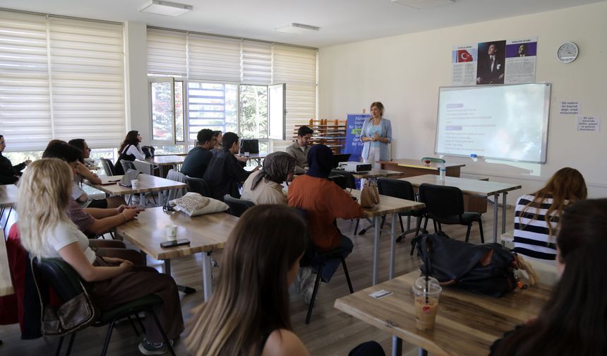 Çankaya’da Gençlerin ‘Eko’ Yolculuğu: Sürdürülebilir Kentler için Eğitim Tamamlandı