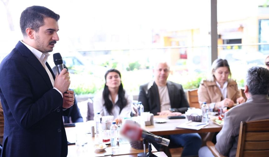 Hüseyin Can Güner Bahçelievler Esnafıyla Bir Araya Geldi