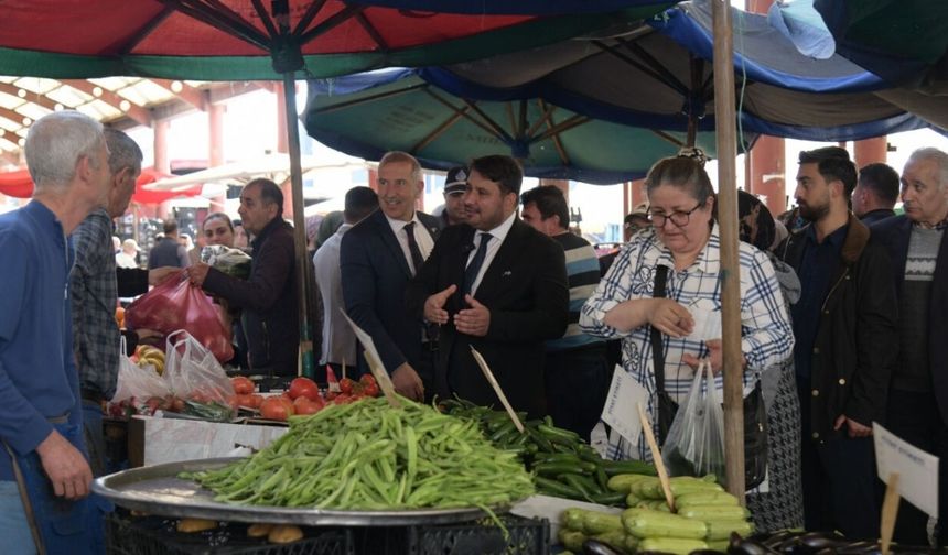 Kahramankazan Belediye Başkanı Pazar Esnafıyla Buluştu