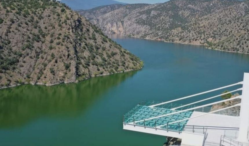 Nallıhan Adnan Menderes Seyir Terası Ziyaretçilerini Ağırlıyor