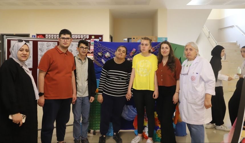 Gölbaşı’nda Sanat Dolu Yıl Sonu Sergisi Büyük İlgi Gördü
