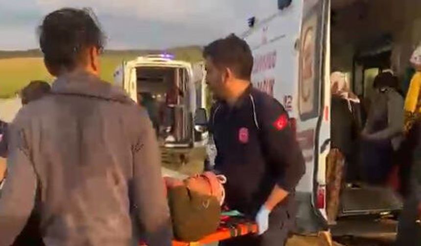 Polatlı’da Kaza: Tarım İşçilerini Taşıyan Minibüs Devrildi