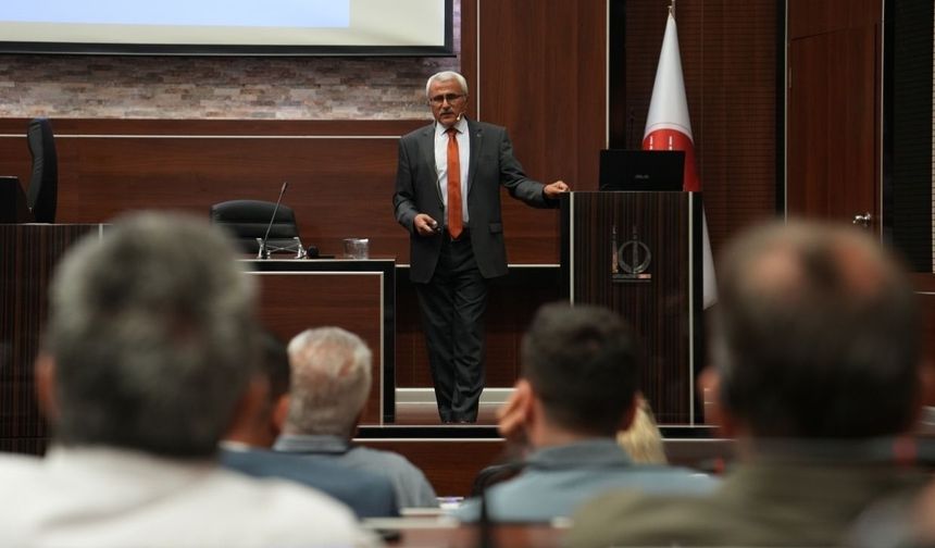 Keçiören Belediyesi'nden Personeline Kamu Mali Yönetimi Eğitimi