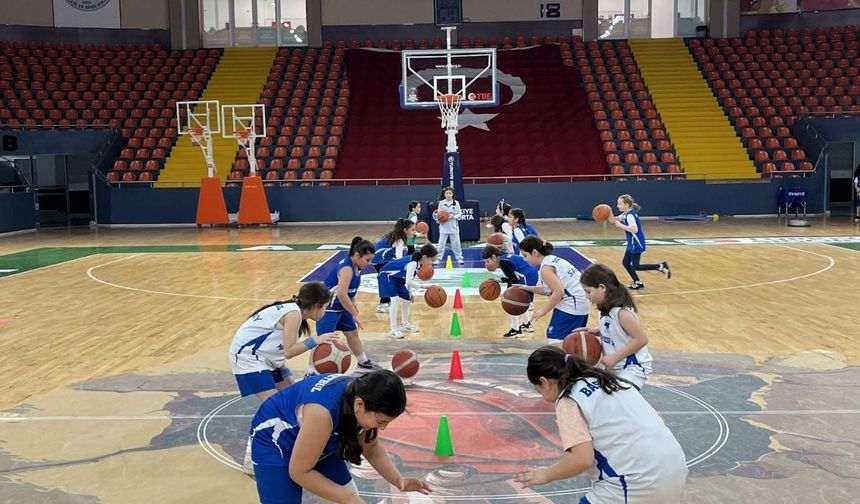Mamak'ta Çocuklar için Ücretsiz Yaz Spor Kursları Başladı