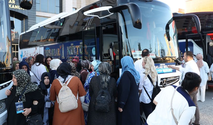 Pursaklar’da Ev Hanımları için Kültür Turları Başladı: İlk Kafile Yola Çıktı