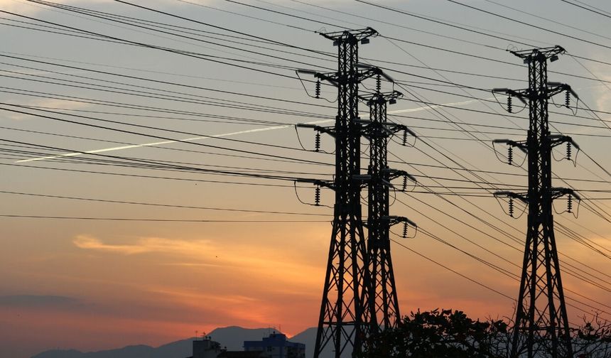 Türkiye'de Lisanslı Elektrik Üretimi Mayıs Ayında Geriledi