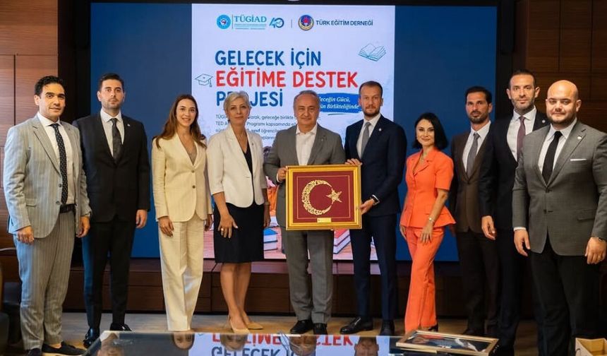TÜGİAD Ankara ve TED'den Eğitime Destek: 20 Öğrenciye Tam Burs, Afet Bursiyerlerine Kaynak Kitap