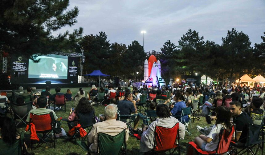 Ahlatlıbel’de Bu Hafta Sonunda Uzay Filmleri Festivali Başlıyor