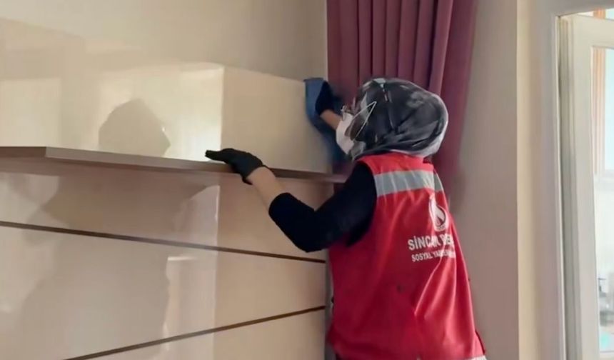 Sincan Belediyesi'nden İhtiyaç Sahibi Ailelere Ücretsiz Evde Temizlik Hizmeti