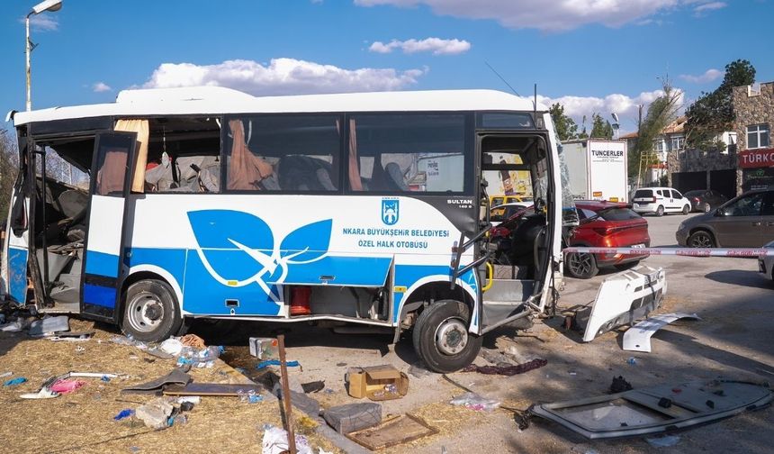 Temelli’de Özel Halk Otobüsü Kamyona Çarptı: Ölü ve Yaralılar Var