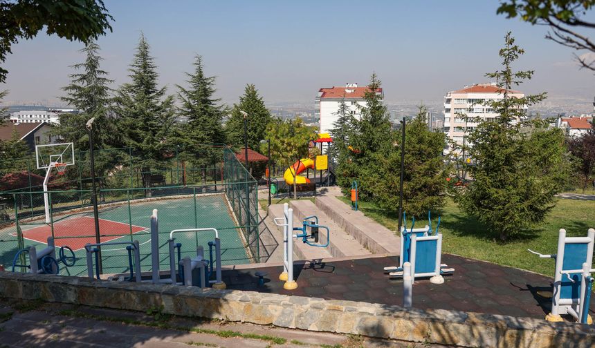 Çankaya’da 51 Parkta Çocuk Oyun Grupları ve Spor Aletleri Yenilendi