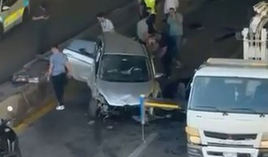 Etimesgut’taki Alt Geçitte 5 Araç Birbirine Girdi: Yaralılar Var
