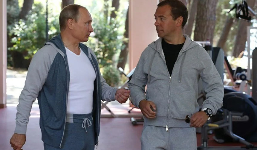 Judo’da siyah kuşak sahibi olan Putin, kahvaltıdan sonra sporunu aksatmıyor, ülkesi ile ilgili en önemli kararları da yüzerken düşünüyor.