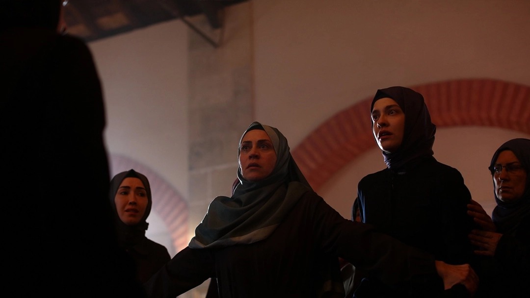 kızıl goncalar sezon finali hasna