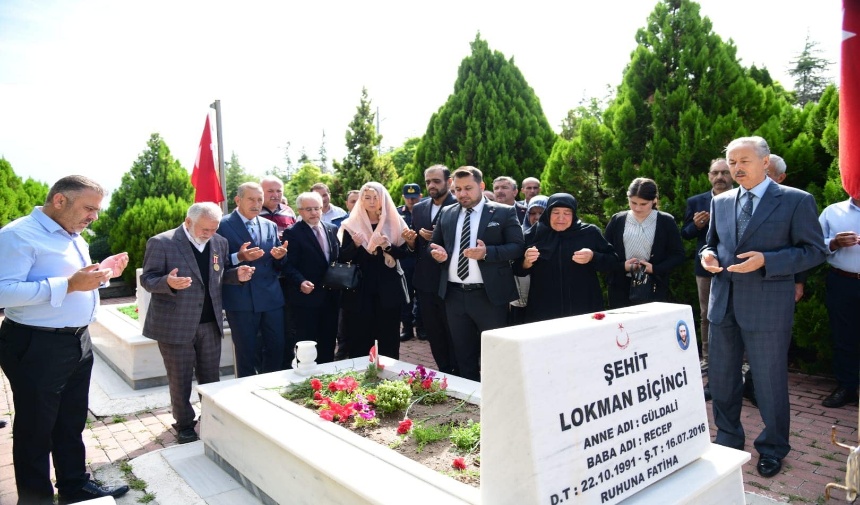 15 Temmuz Şehitleri Kahramankazan'da Dualarla Anıldı Görsel 2