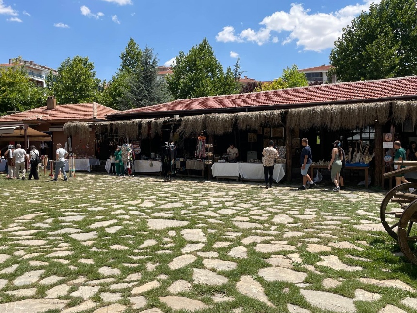 Ankaralılar Altınköy'de Hasat Coşkusunu Paylaştı Görsel 6