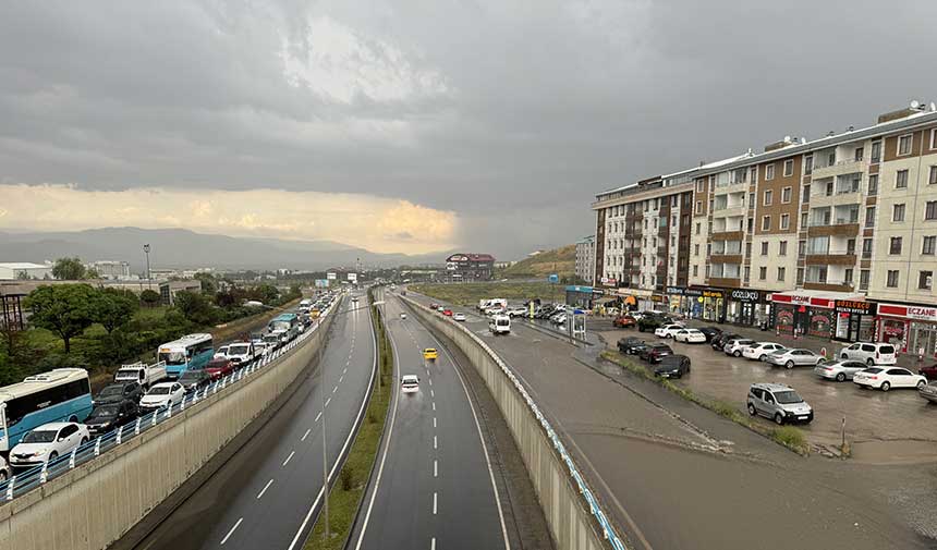 Erzurum'da 3